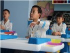 創(chuàng)藝科學屋寶貝認真學習中