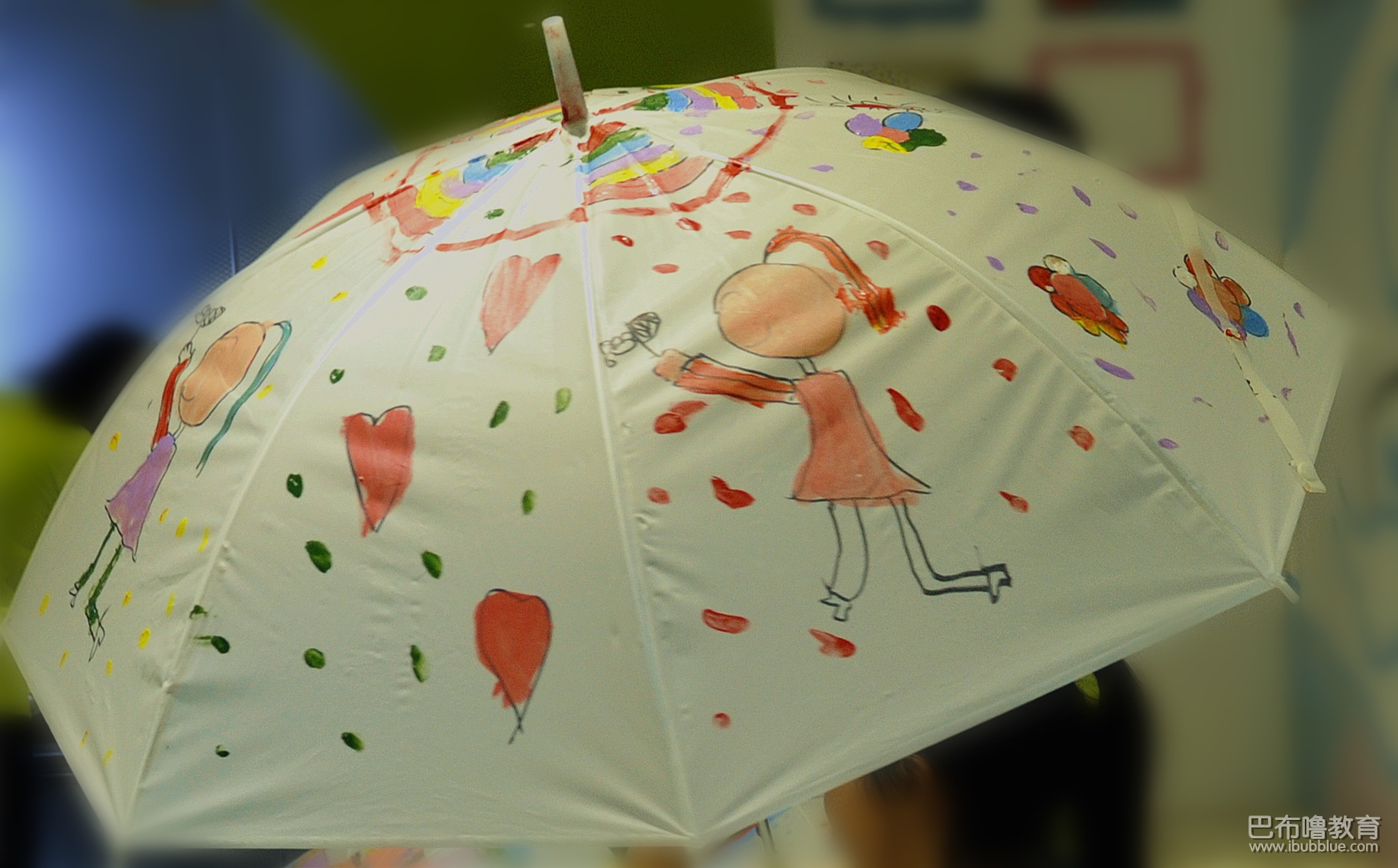 漂亮的手繪雨傘